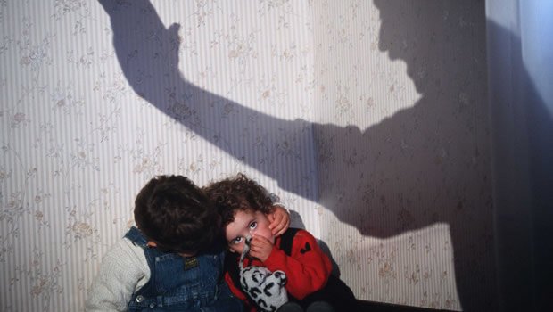Attention à la violence verbale sur les enfants LINFO re